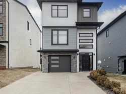 23 Amalfi Way Timberlea, NS B3T 0K3