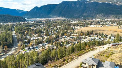 275 Bayview Drive, Sicamous, BC - Outdoor With Body Of Water With View