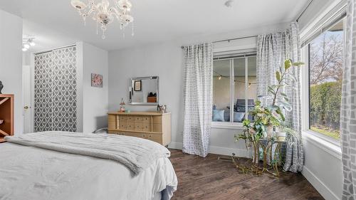7-1225 Brookside Avenue, Kelowna, BC - Indoor Photo Showing Bedroom