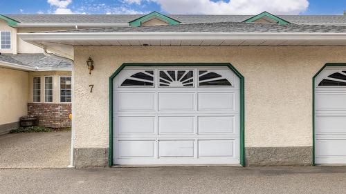 7-1225 Brookside Avenue, Kelowna, BC - Outdoor With Exterior