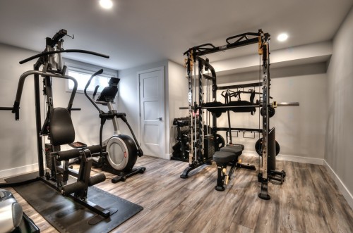 Sous-sol - 127 Rue Fernand-Seguin, Saint-Jean-Sur-Richelieu, QC - Indoor Photo Showing Gym Room