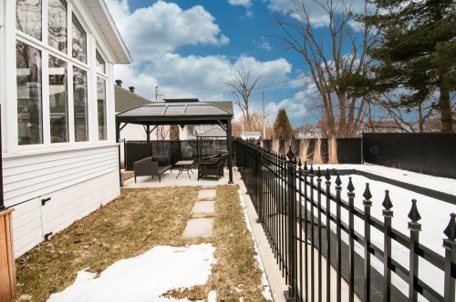 Cour - 127 Rue Fernand-Seguin, Saint-Jean-Sur-Richelieu, QC - Outdoor