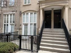 734 - 42 WESTERN BATTERY ROAD Toronto, ON M6K 3P1