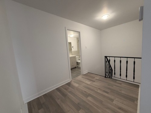 Mud Room - 4871 Rue Arthur, Dollard-Des-Ormeaux, QC - Indoor Photo Showing Other Room