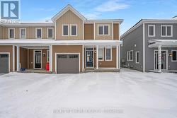 30 CHASING GROVE Ottawa, ON K0A 2Z0