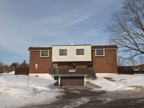 Garage - 329 Rue Hurteau, Dollard-Des-Ormeaux, QC - Outdoor
