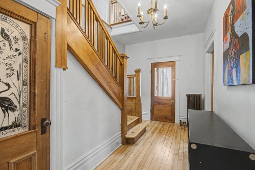 Hall d'entrée/Vestibule - 262 Rue Laurier, Saint-Jean-Sur-Richelieu, QC - Indoor Photo Showing Other Room