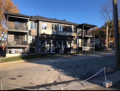 Front of Structure - 5-36 Rue Ste-Catherine, Beauharnois, QC - Outdoor