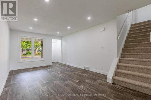 111 Northgate Drive, Welland (N. Welland), ON - Indoor Photo Showing Other Room