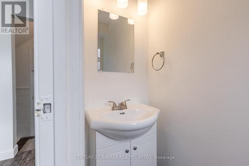 111 Northgate Drive, Welland (N. Welland), ON - Indoor Photo Showing Bathroom