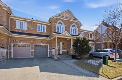 39 Keywood Street Ajax, ON L1Z 2E5