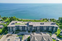 327-35 Southshore Crescent Hamilton, ON L8E 0J2