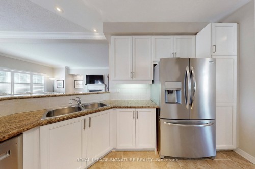 1 Althorp Way, Markham, ON - Indoor Photo Showing Kitchen With Double Sink