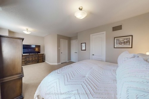 1 Althorp Way, Markham, ON - Indoor Photo Showing Bedroom