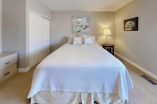 1 Althorp Way, Markham, ON - Indoor Photo Showing Bedroom