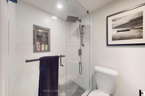 1 Althorp Way, Markham, ON - Indoor Photo Showing Bathroom