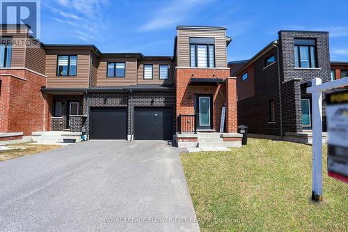 16 FAIRLANE AVENUE  Barrie, ON L9J 0M9