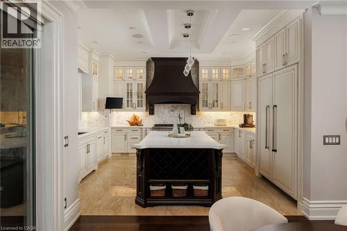 1165 Garden Road, Mississauga, ON - Indoor Photo Showing Kitchen With Upgraded Kitchen