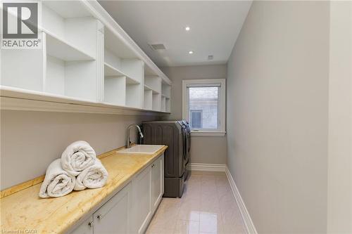 1165 Garden Road, Mississauga, ON - Indoor Photo Showing Bathroom