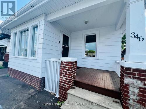 346 Wharncliffe Road, London South, ON - Outdoor With Exterior