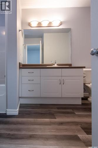 139 405 Bayfield Crescent, Saskatoon, SK - Indoor