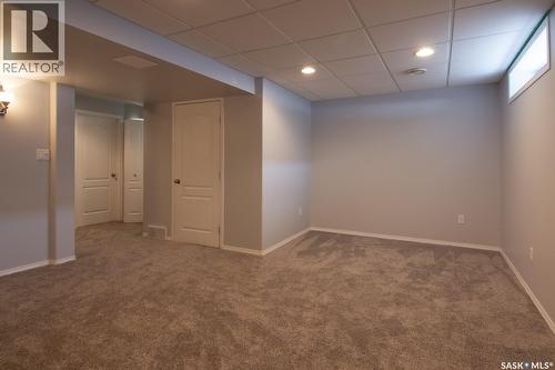 139 405 Bayfield Crescent, Saskatoon, SK - Indoor