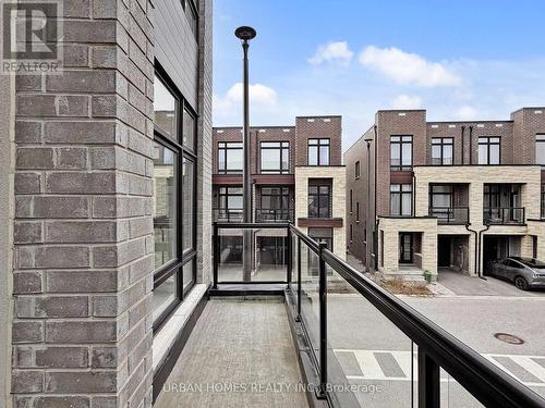 41 Gerussi Street, Vaughan, ON - Outdoor