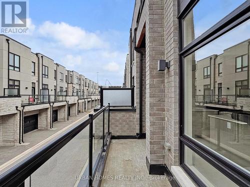 41 Gerussi Street, Vaughan, ON - Outdoor