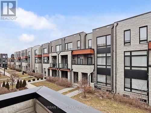 41 Gerussi Street, Vaughan, ON - Outdoor