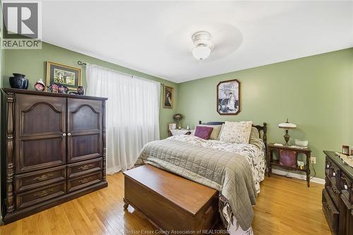 10682 Keating Crescent, Windsor, ON - Indoor Photo Showing Bedroom