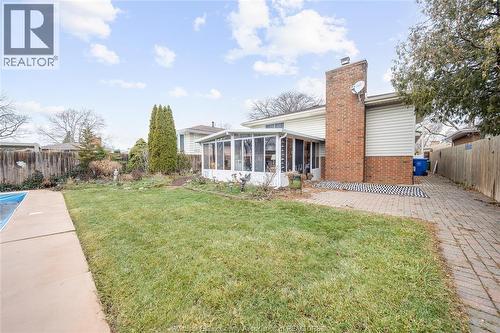 10682 Keating Crescent, Windsor, ON - Outdoor