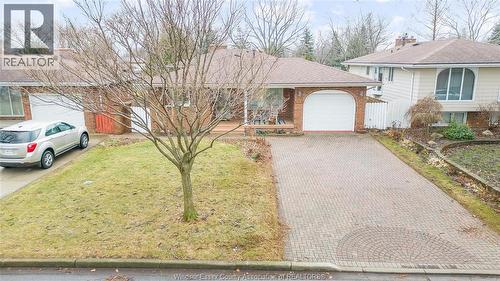 10682 Keating Crescent, Windsor, ON - Outdoor