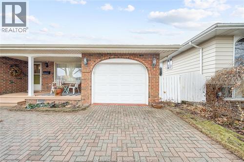 10682 Keating Crescent, Windsor, ON - Outdoor
