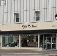 32 KENT STREET Kawartha Lakes (Lindsay), ON K9V 3Z6