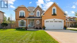 556 HUNTER STREET Kincardine, ON N2Z 0B2