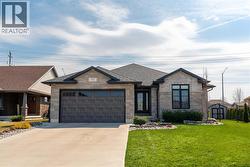 73 Kamal DRIVE  Sarnia, ON N7S 0A5