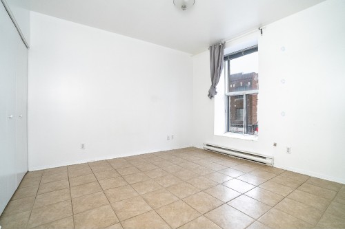 Chambre à coucher - 1-1319 Rue Ste-Catherine E., Montréal (Ville-Marie), QC - Indoor Photo Showing Other Room