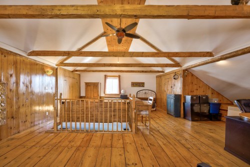 Salle familiale - 199 Rue Principale, Saint-Alexis, QC - Indoor Photo Showing Other Room