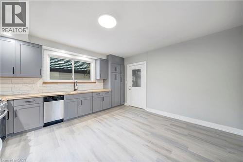 115 West Main Street, Welland, ON - Indoor Photo Showing Kitchen