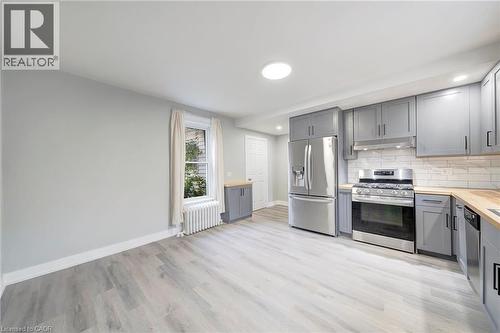 115 West Main Street, Welland, ON - Indoor Photo Showing Kitchen
