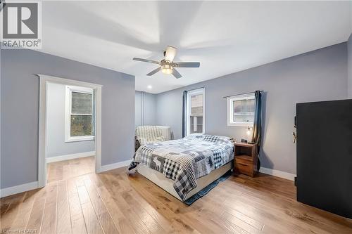 115 West Main Street, Welland, ON - Indoor Photo Showing Bedroom