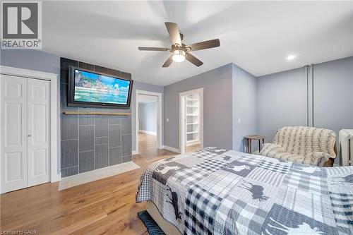 115 West Main Street, Welland, ON - Indoor Photo Showing Bedroom