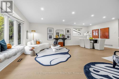 157 ORCHARD HEIGHTS BOULEVARD  Aurora, ON L4G 3A3