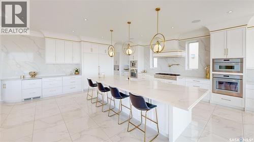 4404 Wild Rose Drive, Regina, SK - Indoor Photo Showing Kitchen With Upgraded Kitchen