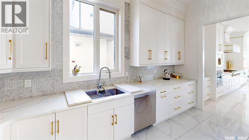 4404 Wild Rose Drive, Regina, SK - Indoor Photo Showing Kitchen