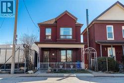 20 MILTON Avenue  Hamilton, ON L8L 6E6