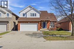85 HERITAGE Drive Stoney Creek, ON L8G 4P5