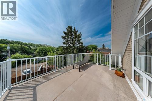 518 12Th Street E, Saskatoon, SK - Outdoor With Exterior