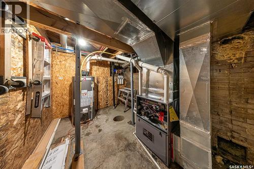 518 12Th Street E, Saskatoon, SK - Indoor Photo Showing Basement