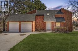 520 MILL PARK Drive  Kitchener, ON N2P 1Z8